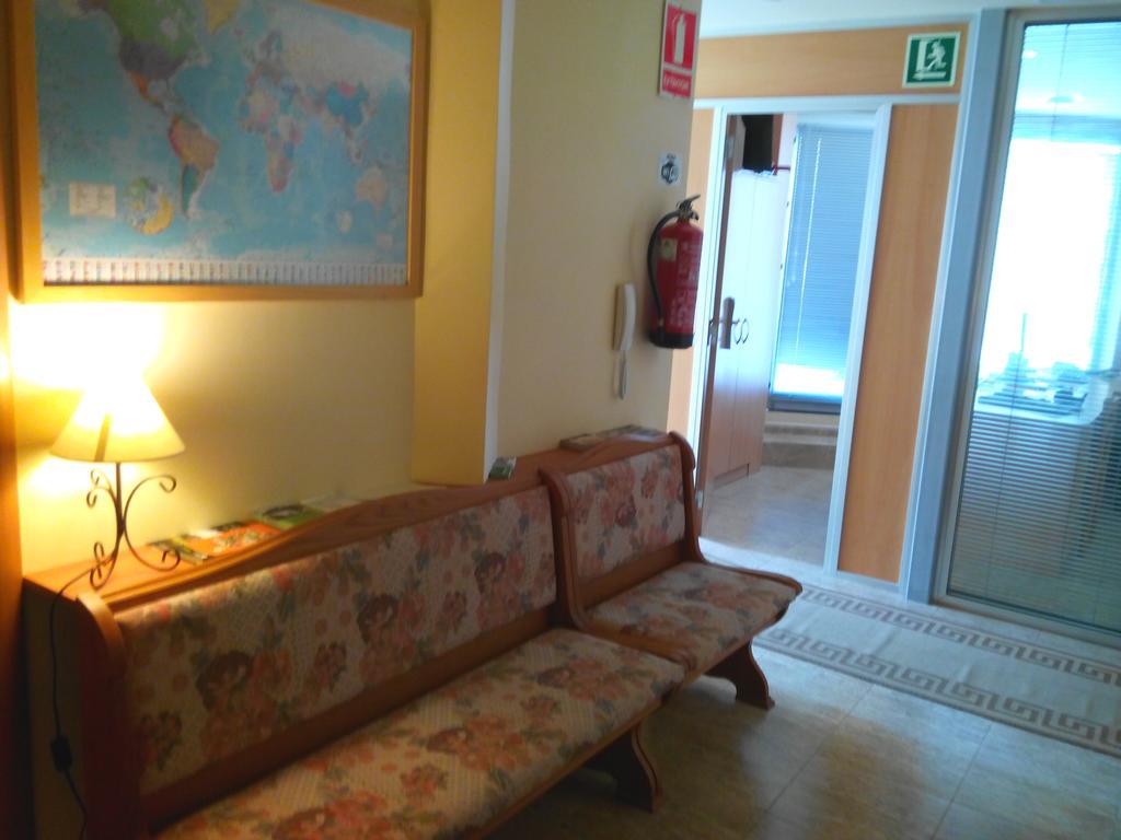 Sant Sadurní dʼAnoia 桑特萨杜尔尼旅馆酒店 外观 照片
