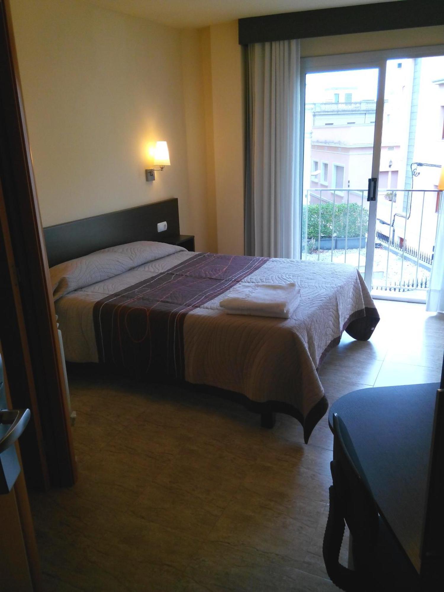 Sant Sadurní dʼAnoia 桑特萨杜尔尼旅馆酒店 客房 照片