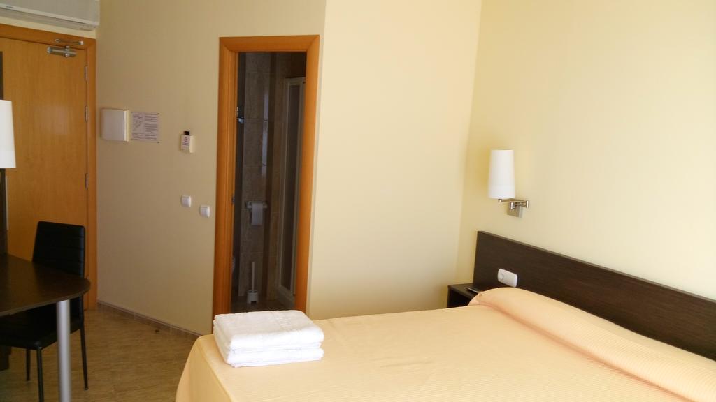 Sant Sadurní dʼAnoia 桑特萨杜尔尼旅馆酒店 外观 照片
