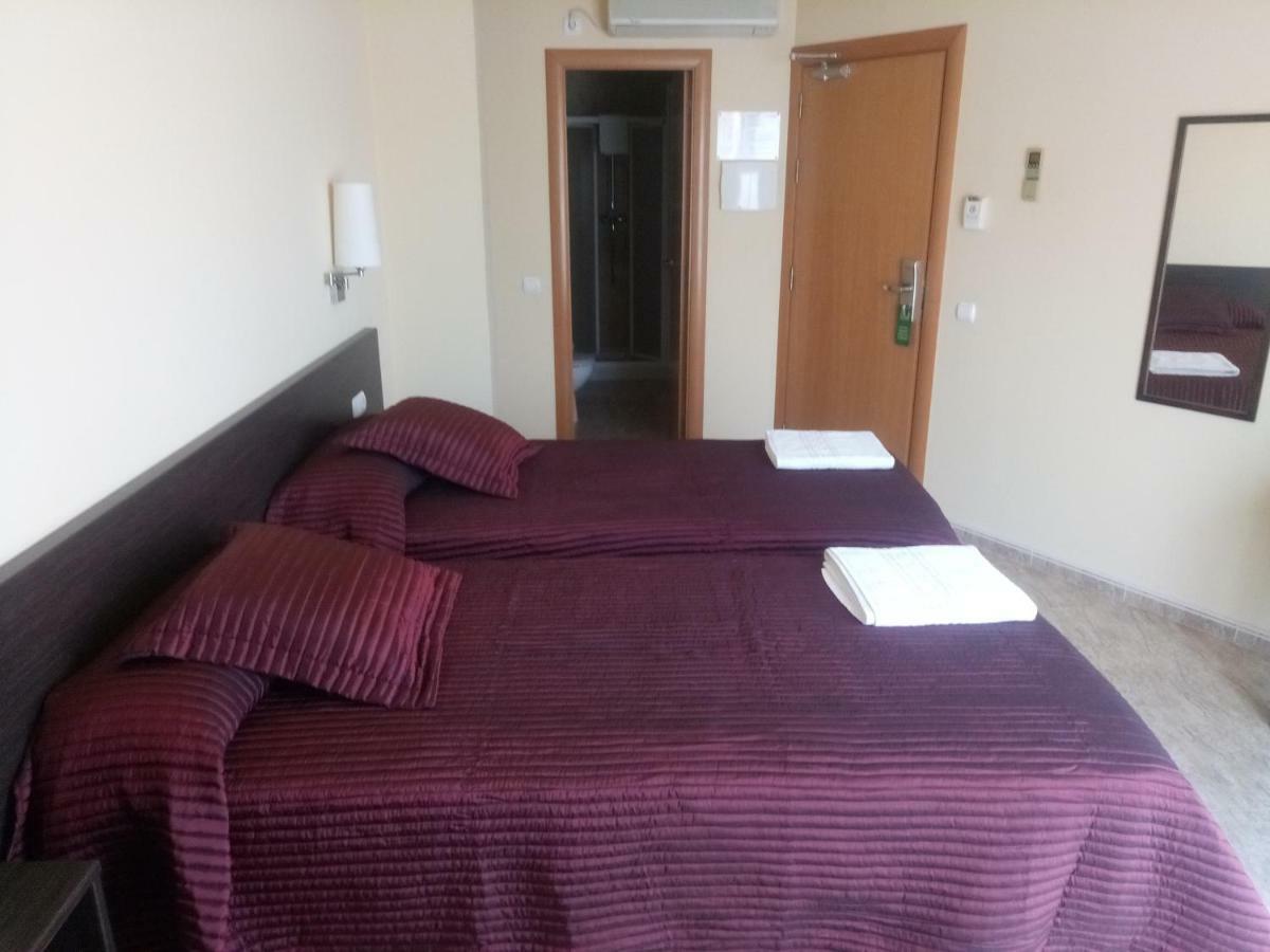 Sant Sadurní dʼAnoia 桑特萨杜尔尼旅馆酒店 外观 照片